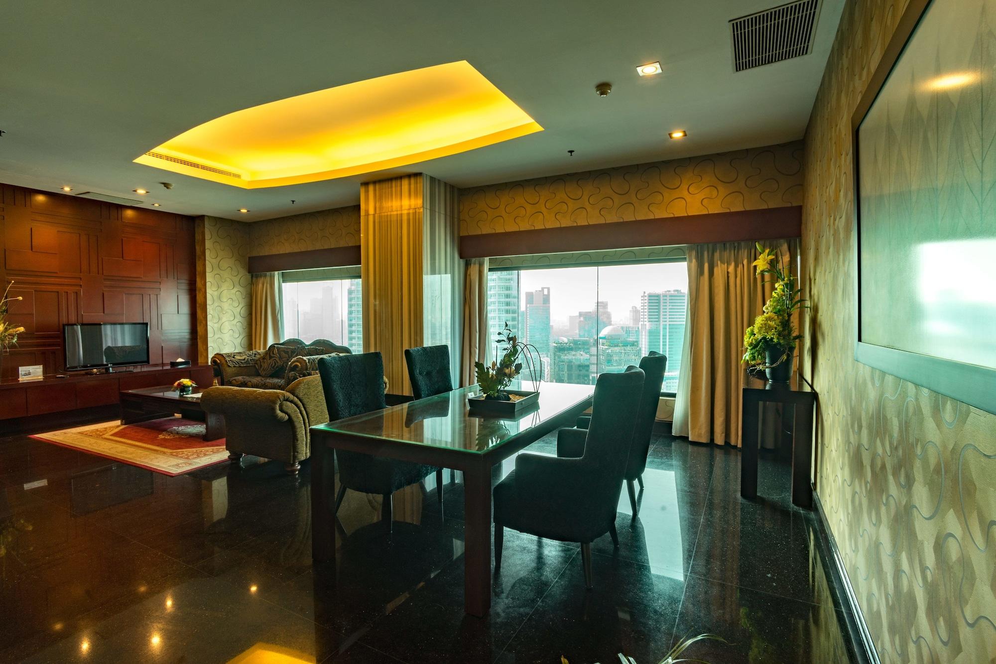 Manhattan Hotel Jakarta Exterior photo