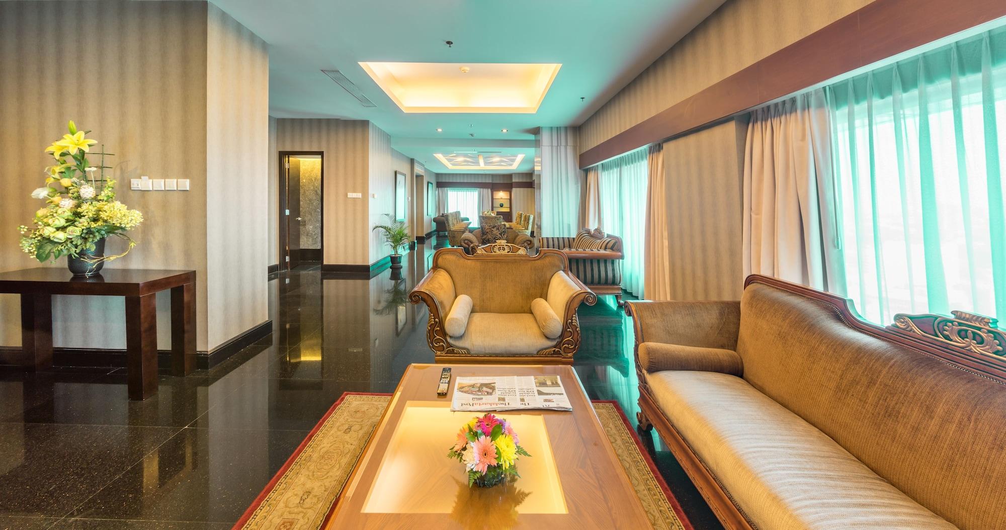 Manhattan Hotel Jakarta Exterior photo