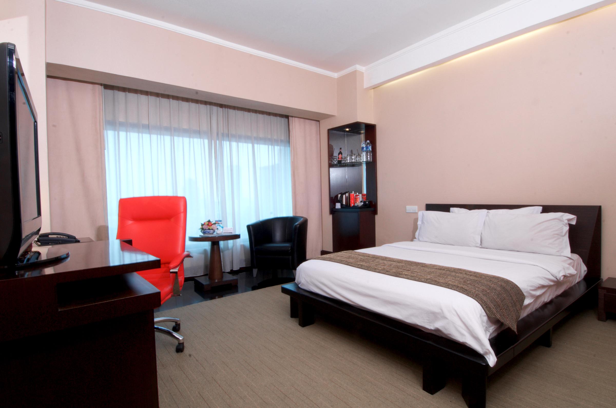 Manhattan Hotel Jakarta Exterior photo