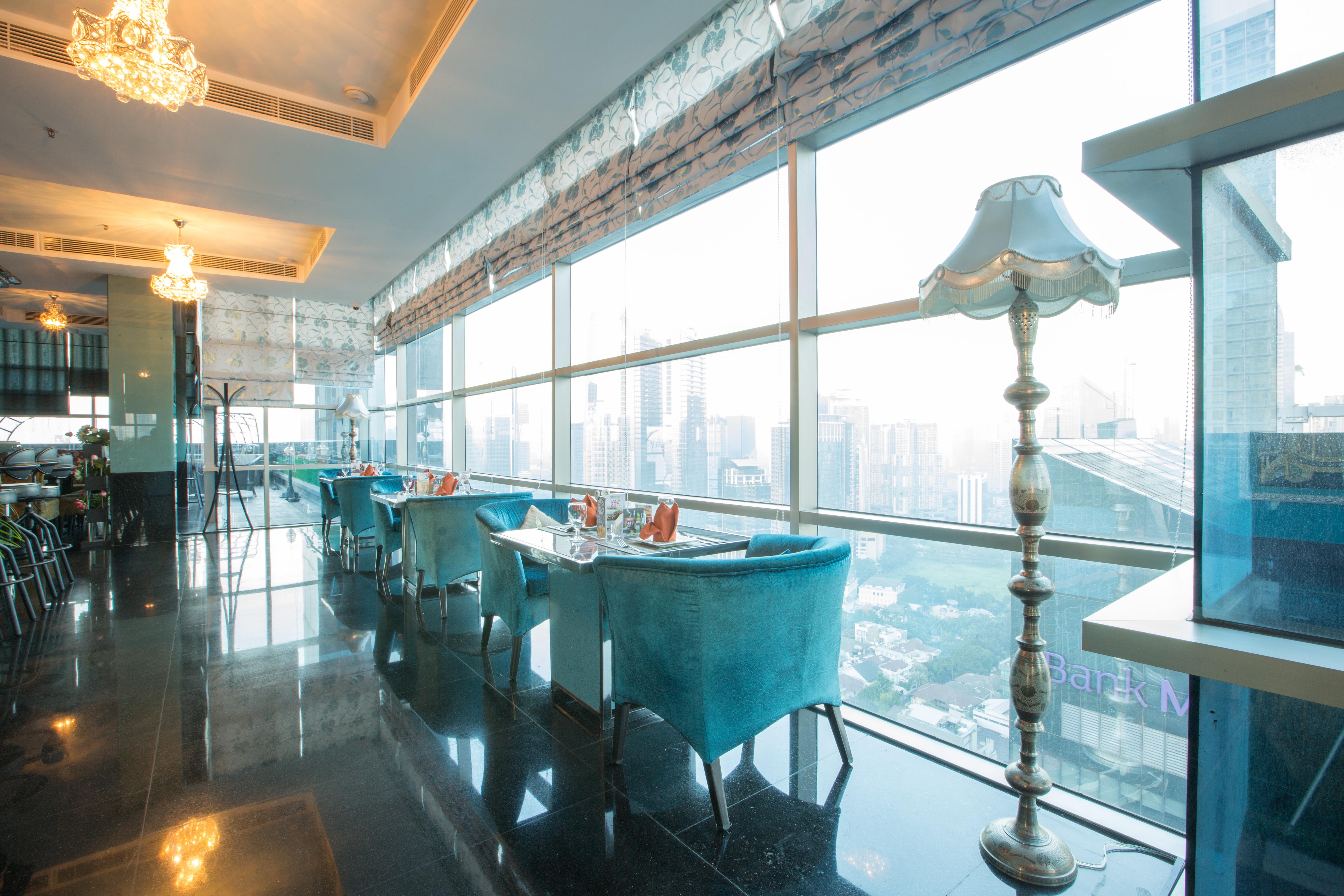 Manhattan Hotel Jakarta Exterior photo