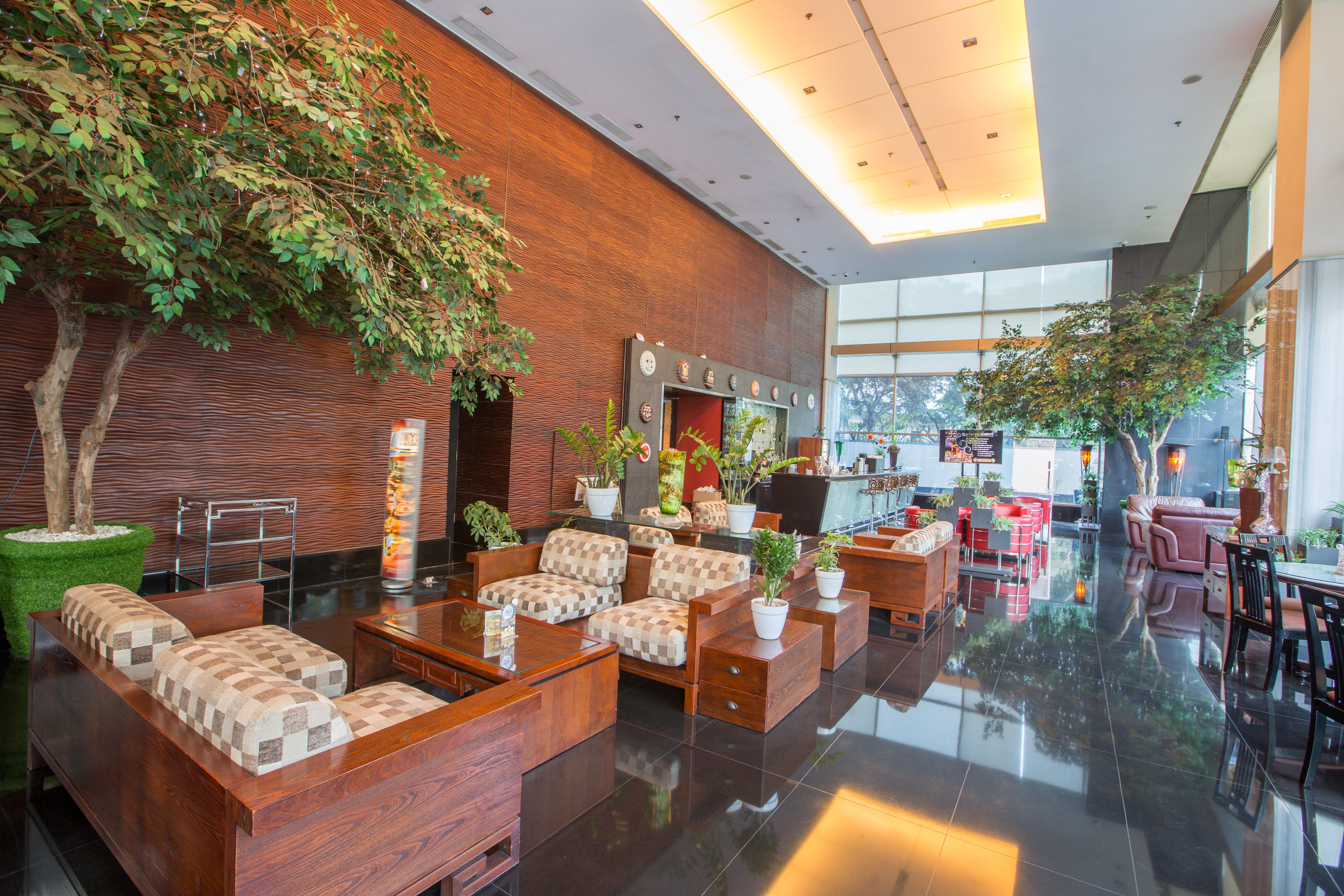 Manhattan Hotel Jakarta Exterior photo