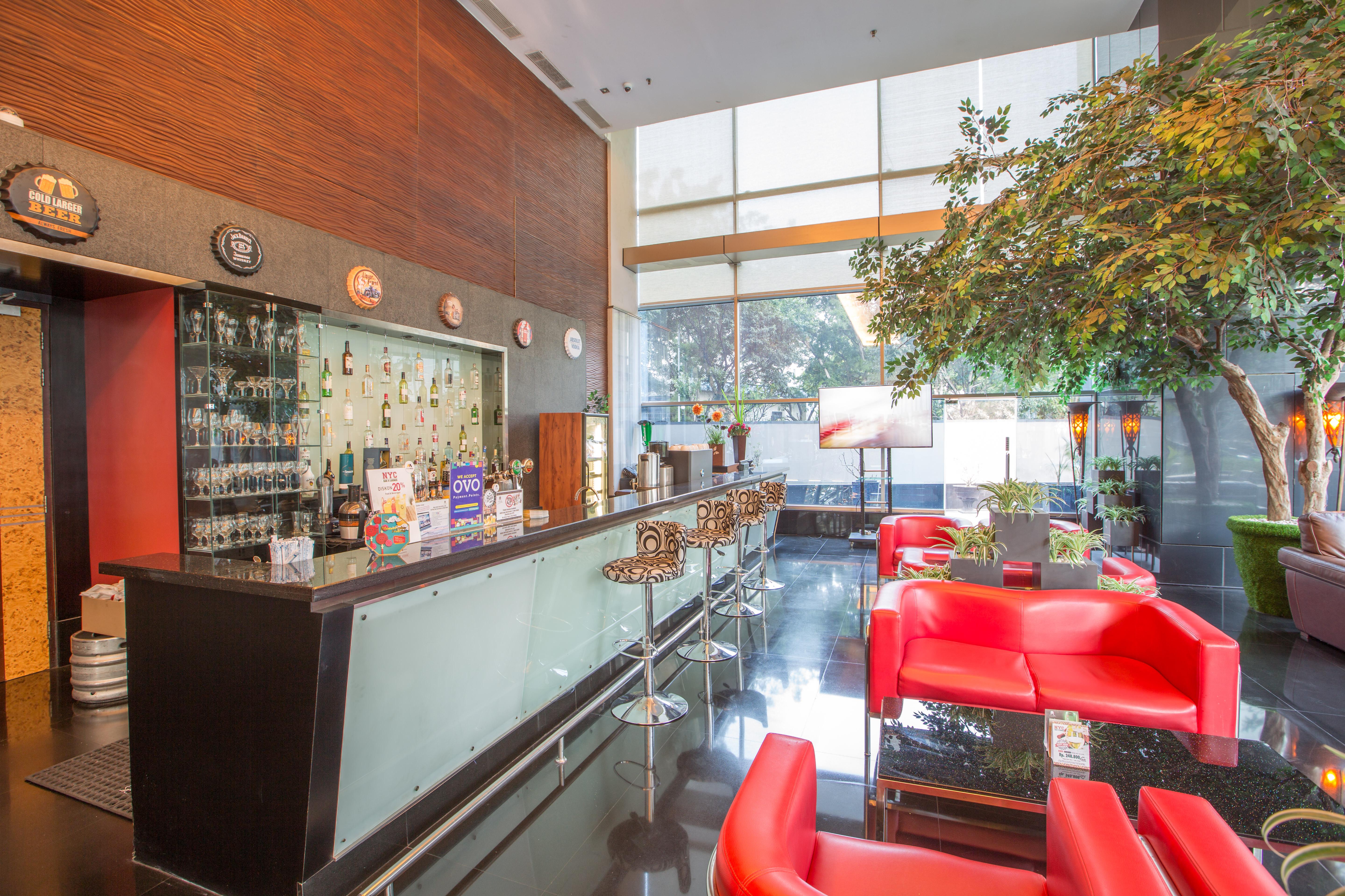 Manhattan Hotel Jakarta Exterior photo
