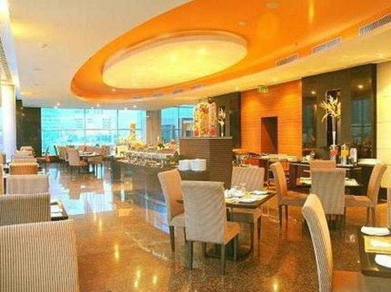 Manhattan Hotel Jakarta Exterior photo